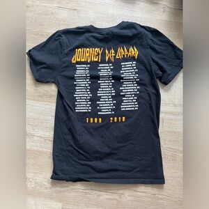 Journey & Def Leppard 2018 Tour Tee – Excellent condition Size Small